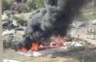 Ataşehir'de korkutan yangın