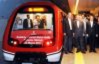 Başbakan Tayyip Erdoğan Kadıköy-Kartal metrosunu...