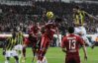 Beşiktaş Fenerbahçeyi Son Saniyeledi