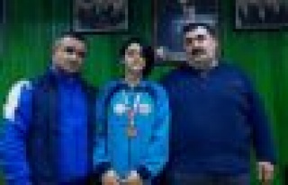 Boksta Kayışdağı Spor’dan Rabia AYIRTIR’la...