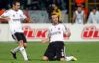 Bursaspor 1-2 Beşiktaş, Kartal 3 dakikada işi bitirdi