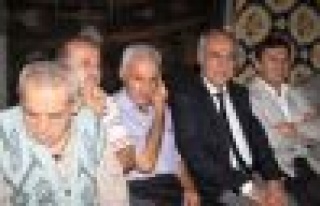 Darülaceze’de sıra gecesi…