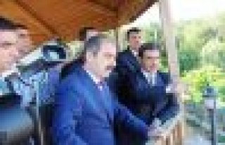 İdris Güllüce Çankırı Kalesi’ni ziyaret etti....