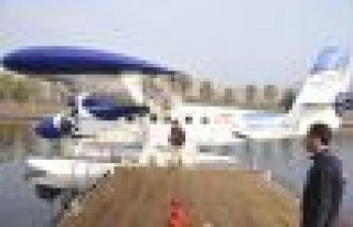 İzmit- Haliç Deniz Uçağı Seferleri Başladı