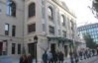 KADIKÖY SÜREYYA OPERASI