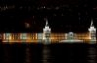 Kuleli gece ile buluştu! Askeri Lisesi ışıl ışıl