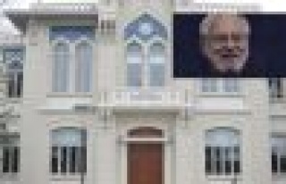 SENCER DİVİTÇİOĞLU’NUN KİTAPLARI TESAK’TA