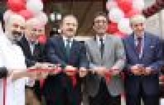 Uzm. Dr. Osman Arıkan Gurme Köftenin Açılışına...