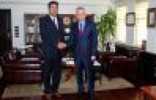 Yusuf Güni, Çankırı Valisi'ni Ziyaret Etti