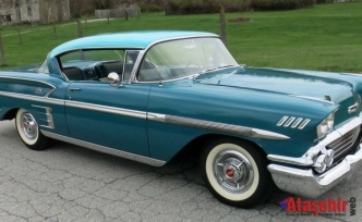 Saat Kulesi Meydanı’nda zaman yolculuğu