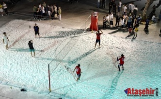 Çankırı'da Tuz Üzerinde Kıyasıya Futbol Mücadelesi Devam Ediyor