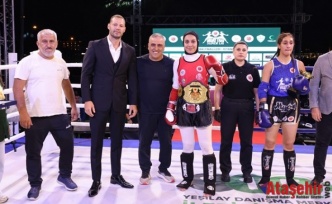 MUAYTHAI ŞAMPİYONLARI SAĞLIKLI GELECEK İÇİN RİNGDE!