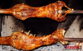 Kargı Panayırında Yaklaşık 12 Ton Sırık Kebabı Tüketildi