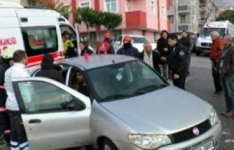 Ataşehir'de 3 Kişinin Yaralandığı Kaza Gasp Olayı Çıktı