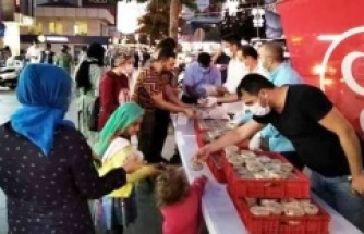 SULTANBEYLİ MHP'DEN AŞURE İKRAMI !