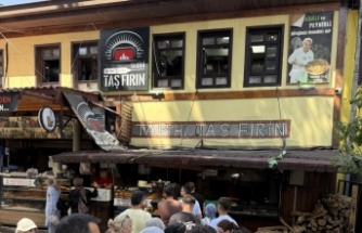 Bursa’da sabahları kahvaltının adresi Abdal Meydanı