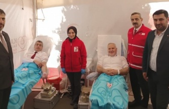 Müftü Hüseyin Aksoy’dan Kan Bağışı