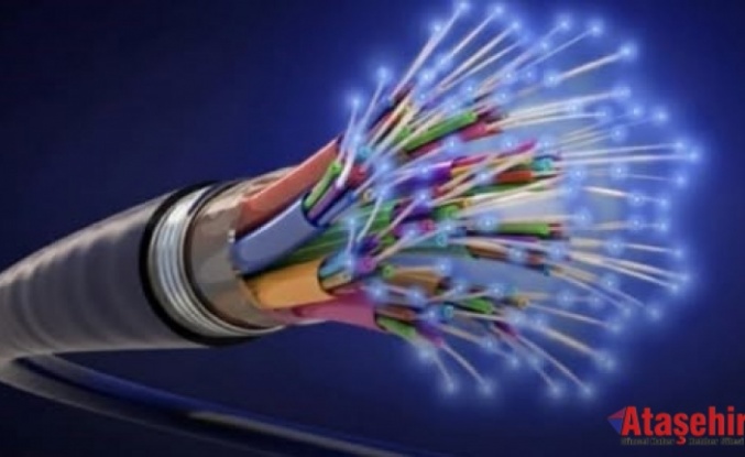 Fiber Optikte Rekor: Saniyede 1 Milyon Gigabayt Veri İletildi