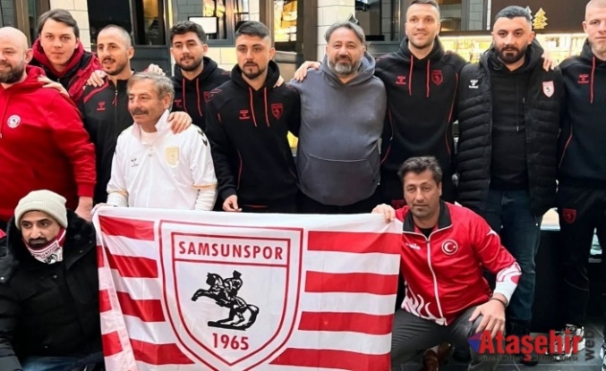 Samsunspor taraftarları İzlanda’da futbolcularla buluşarak büyük coşku yaşadı.