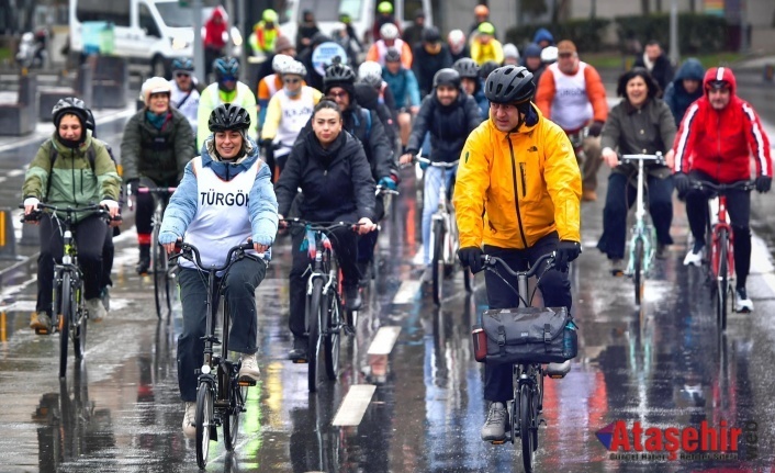 Başkan Sinem Dedetaş Umuda Pedal Çevirdi