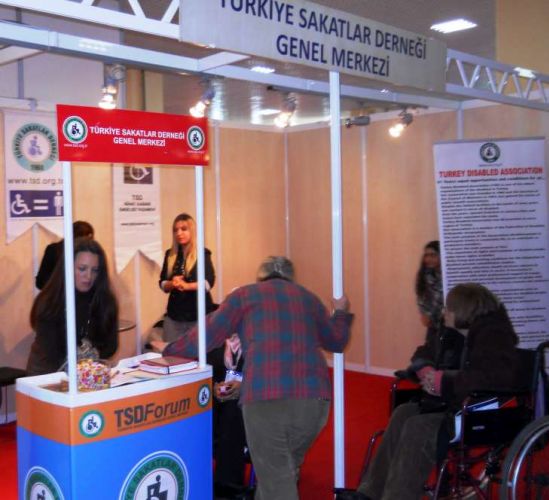 İstanbul EYAP EXPO 2011 Engelsiz Yaşam Fuarından görüntüler