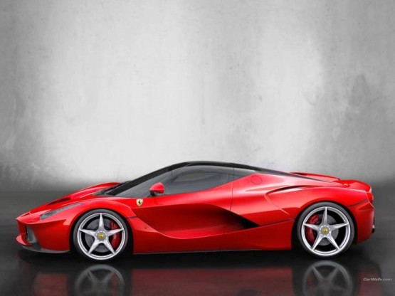 Ferrari Laferrari ka 2015