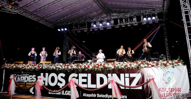 Ataşehir Goran Bregoviç konseri ,

Ataşehir, 5. Kardeş Kültürlerin Festivali
