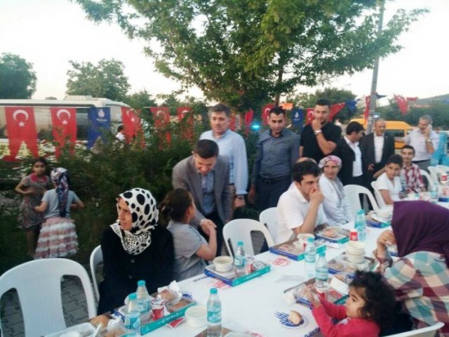 Ak Parti Ataşehir Kayışdağı Mahallesi İftarı 2015