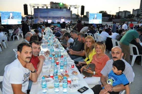 Ak Parti Ataşehir Teşkilat İftarı 2015