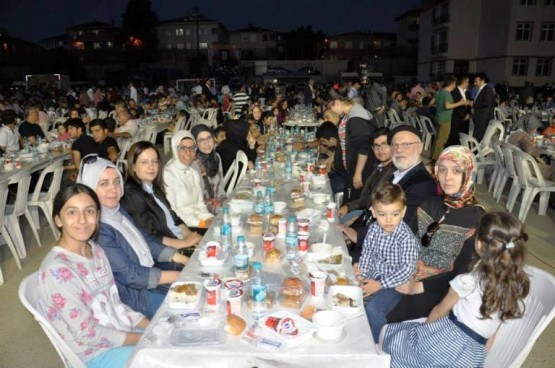 Ak Parti Ataşehir Teşkilat İftarı 2015