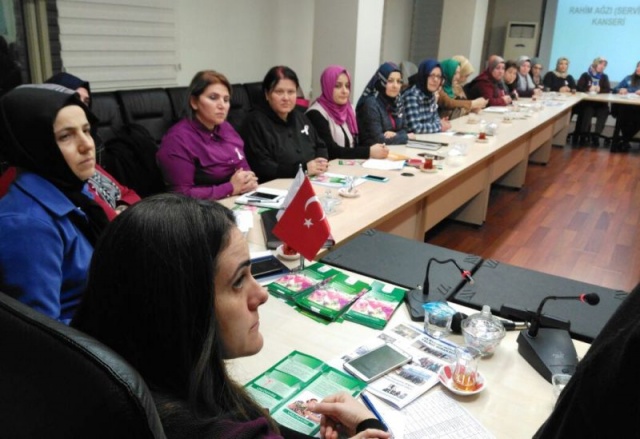 Ak Parti Ataşehir Kadın kolları Kanserle Savaş Başlattı
