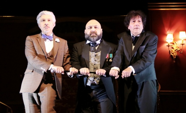 Süheyl & Behzat Uygur Tiyatrosu  “Marko Paşa Müzikali”adlı oyunu sergilediler
