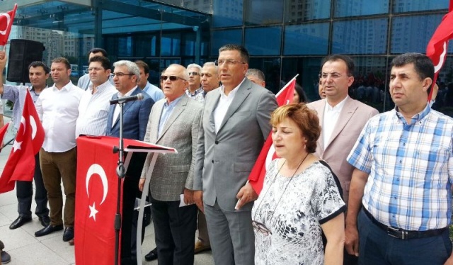 Ataşehir Belediyesi Darbe girişimine Hayır Dedi