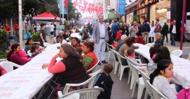 Ataşehir Belediyesi Küçükbakkalköy Prestij Caddesi İftarı 2018
