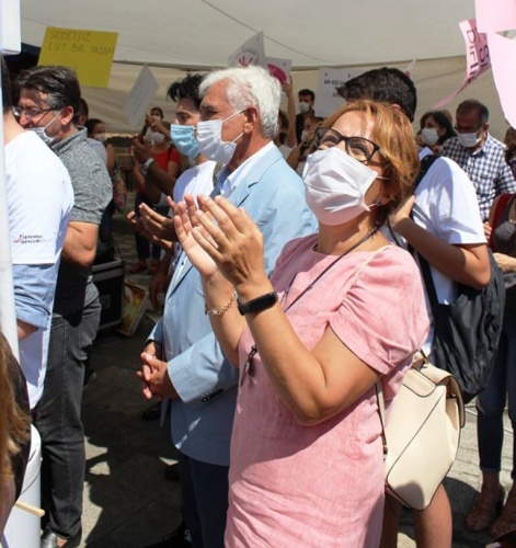 CHP’li Kadınlar Ataşehir'de İstanbul Sözleşmesi için etkinlik düzenledi