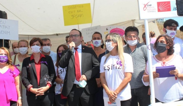 CHP’li Kadınlar Ataşehir'de İstanbul Sözleşmesi için etkinlik düzenledi