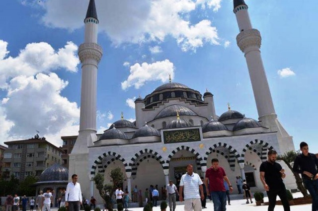 Ataşehir, İçerenköy, Sultan Alpaslan Camii Fotoları 2016