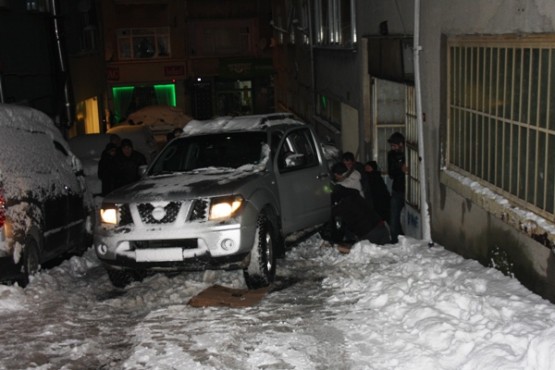 Ataşehir Öğütveren Sokak Kar Temizleme Çalışmaları 2015