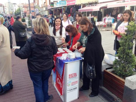 CHP Ataşehir ilçe, Aşure Dağıtımı