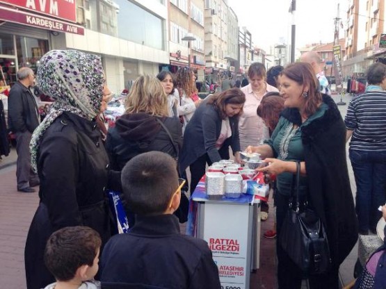 CHP Ataşehir ilçe, Aşure Dağıtımı