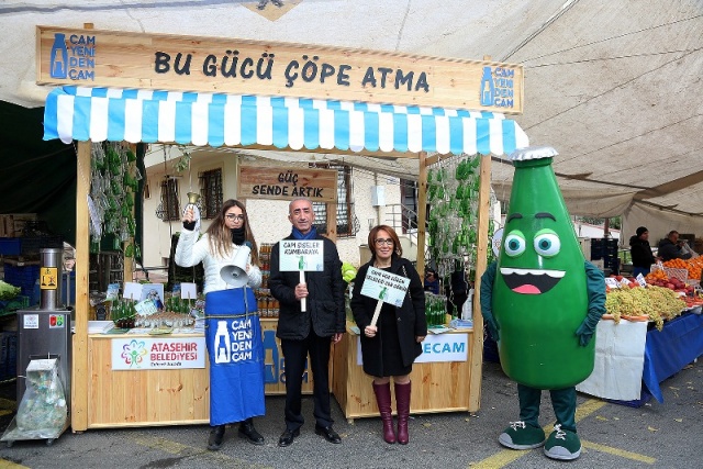 Ataşehir'de Getir Boş Cam Şişeyi Kurtar Geleceği Etkinliği