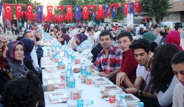 İBB, Ak Parti Ataşehir Yenisahra ve Barbaros Mahallesi Sokak İftarı 2017