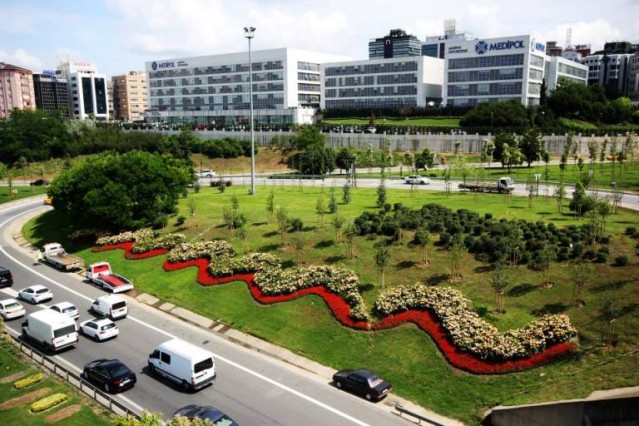 İstanbul Otoban yol ağaçlndırma Çalışmaları 2015