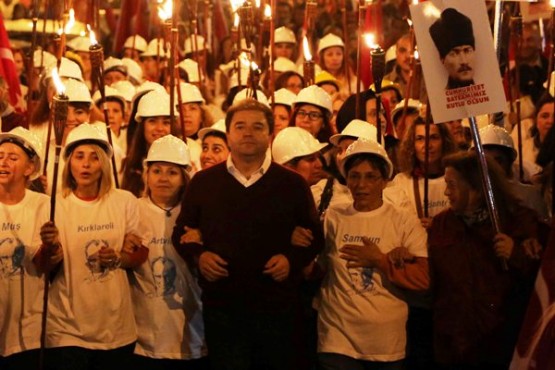 Maltepe Cumhuriyet Bayramı Yürüyüşü 2014