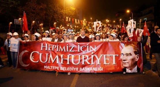 Maltepe Cumhuriyet Bayramı Yürüyüşü 2014