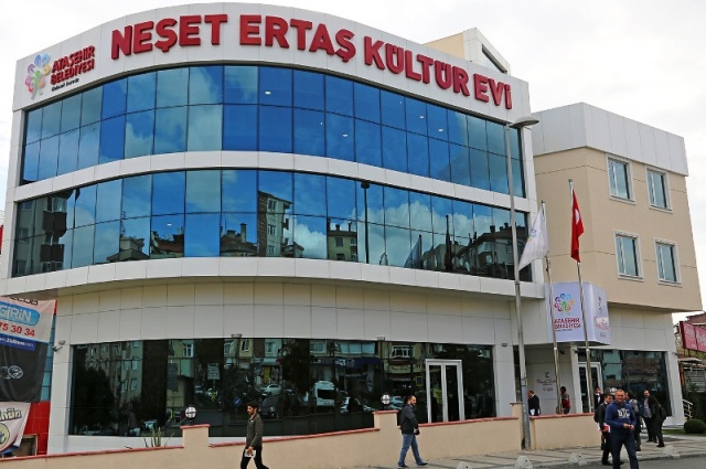 Ataşehir Neşat Erte Kültür Evi, Merkezi