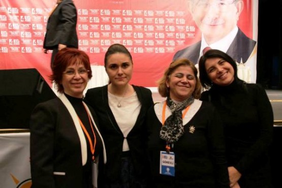 Neslihan Yurdagüll, Ak Parti Ataşehir Kadın Koları Başkanı Oldu