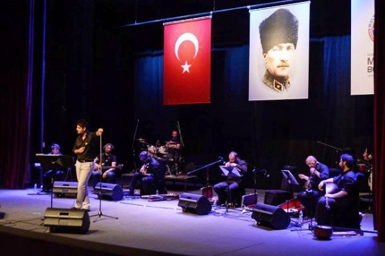 Özgür AKDEMİR Türkan Saylan Konseri