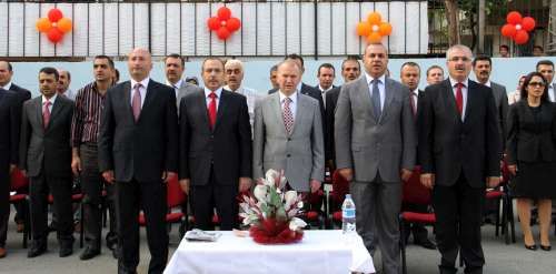 SULTANBEYLİ 2011-2012 ÖĞRETİM YILI AÇILIŞI