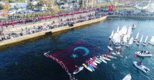 KADIKÖY’DE ‘ATA’YA SAYGI ZİNCİRİ’